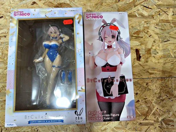 FuRyu BiCute Bunnies Figure Super Sonico Sammelfiguren 2 Stück