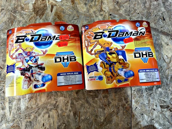 Hasbro Battle B-Daman DHB Wing Ninja & Helio Breaker Actionfiguren 2 Stück