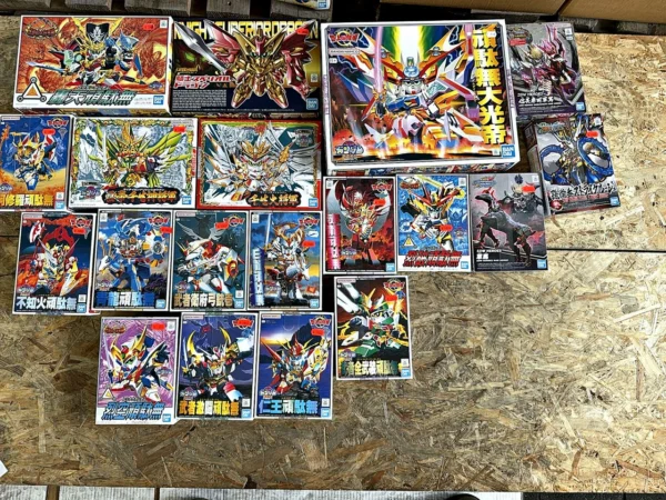 Bandai SD Gundam BB Senshi und SDW Heroes Konvolut Bausätze