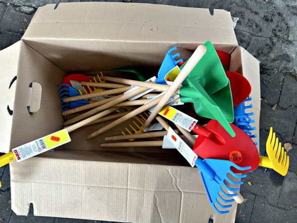 Dolu Konvolut Kinder-Gartengeräte